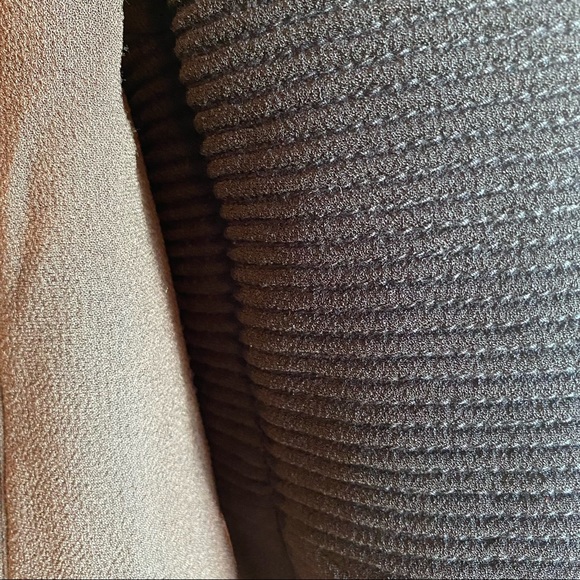 Wilfred Aritzia Montesson Moto Jacket with Zipper Details Black and Olive Green - Picture 5 of 10